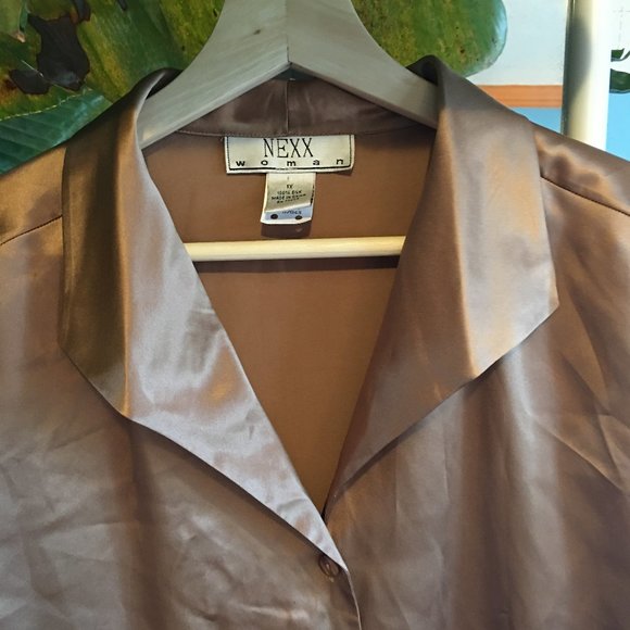 Golden Silk Blouse - Picture 2 of 3